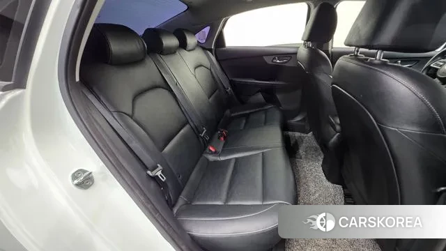 Kia Come New K3 id 3765652 из Кореи 11