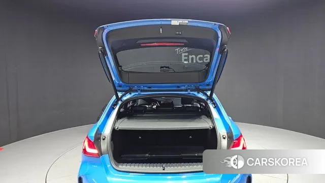 BMW 1 Series (F40) id 3645758 из Кореи 11