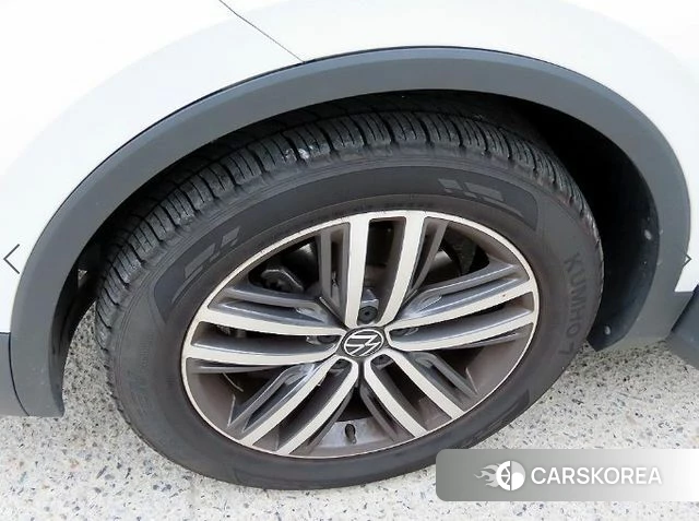 Volkswagen Tiguan Allspace id 4842511 из Кореи 11