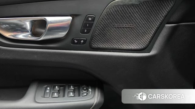 Volvo XC60 second Generation id 4490031 из Кореи 11