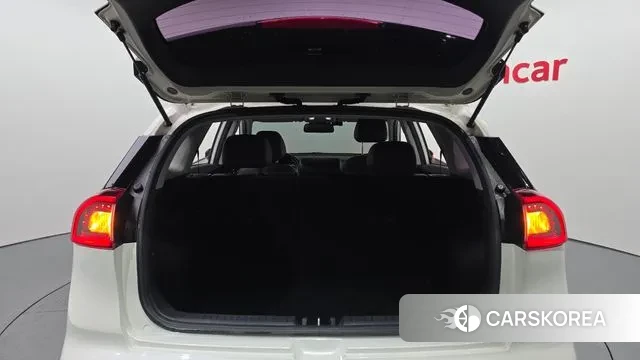 Kia Niro id 3413435 из Кореи 11