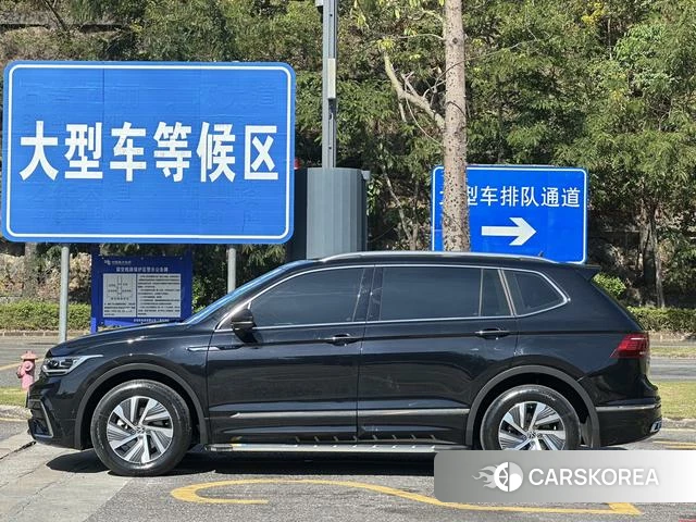 Volkswagen Tiguan L PHEV id 3902138 из Китая 11