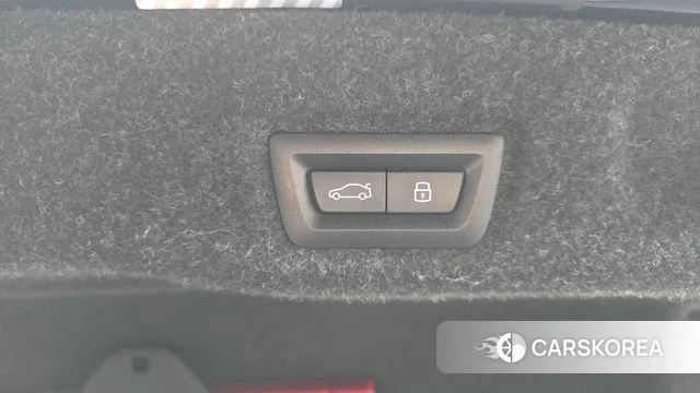 BMW 5 Series (G60) id 3891060 из Кореи 11