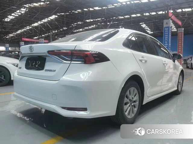 Toyota Corolla id 4313648 из Китая 11
