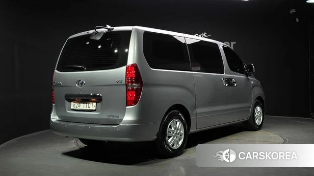 Hyundai The New Grand Starex id 4501627 из Кореи 12