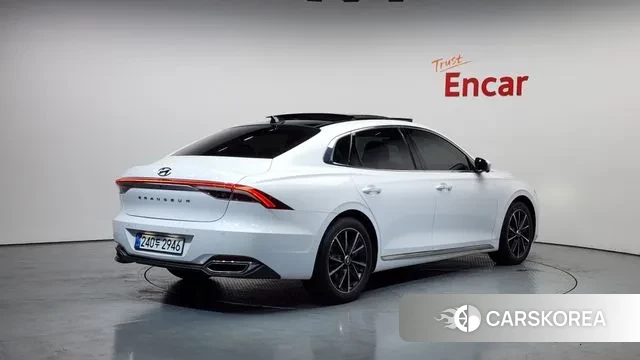 Hyundai The New Grandeur IG id 3712214 из Кореи 12