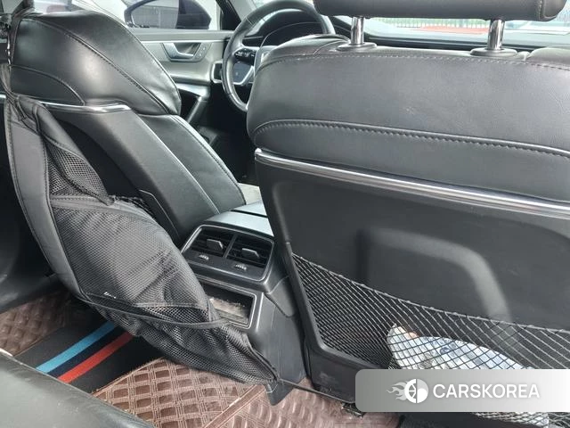 Audi A6L id 4263774 из Китая 12