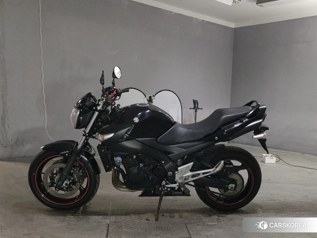 Проданный Suzuki GSR400 id 4068437 из Японии, фото 2