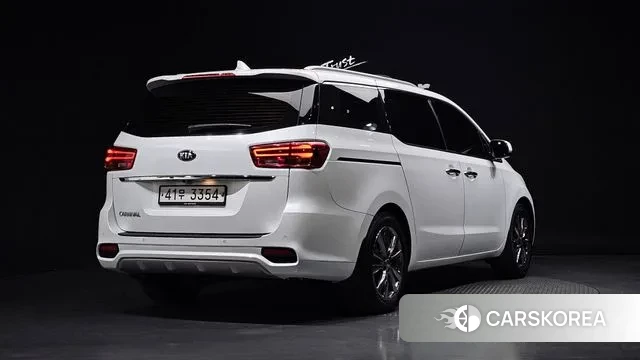 Kia The New Carnival id 3302929 из Кореи 12