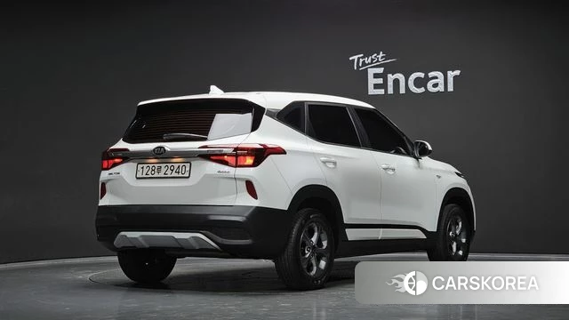 Kia Seltos id 4625389 из Кореи 12