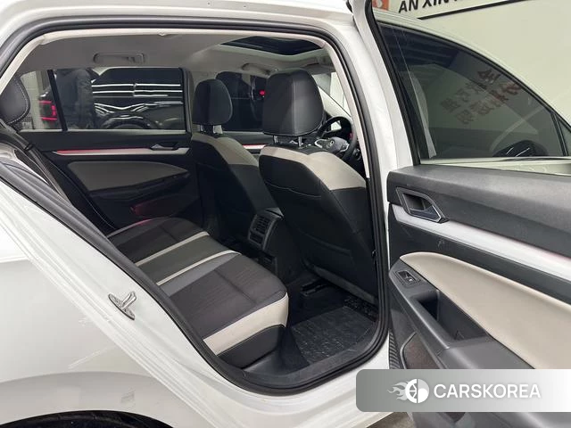 Volkswagen Golf id 4258532 из Китая 12