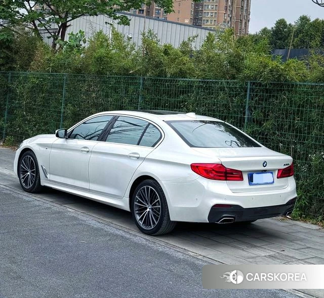 BMW 5 series 2021 Белый из Китая, фото 3