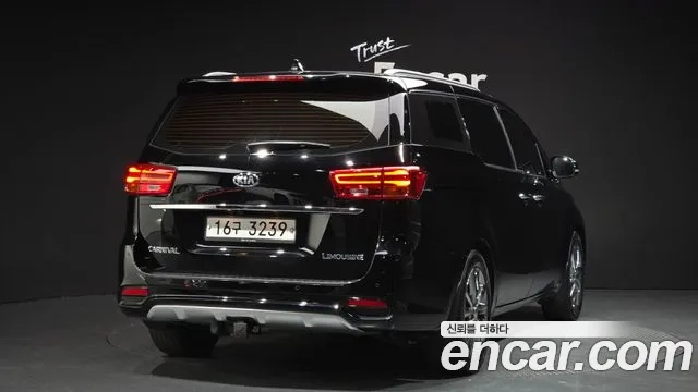 Kia The New Carnival id 2928032 из Кореи 12