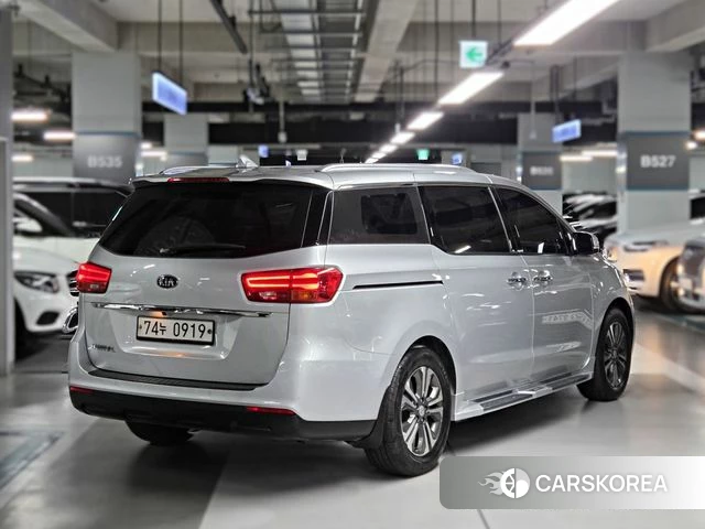 Kia The New Carnival id 4654227 из Кореи 12