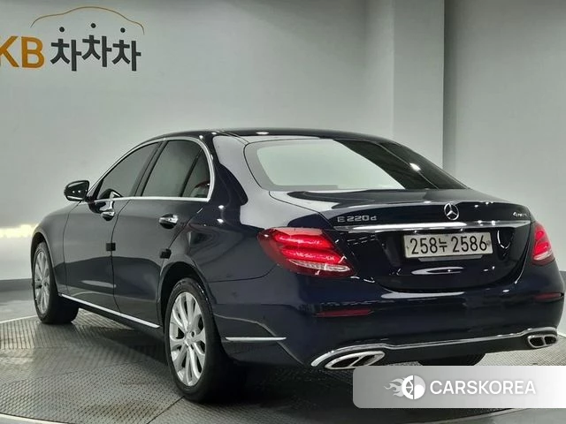 Mercedes-Benz E-Class W213 id 4750987 из Кореи 10