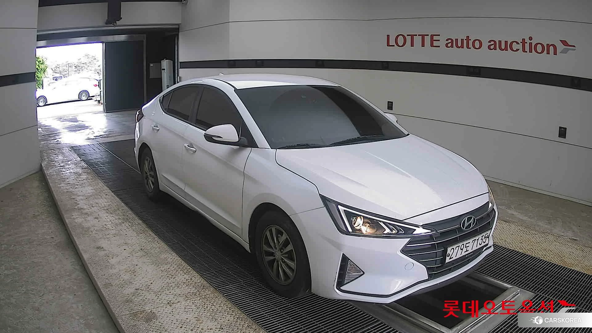 Hyundai Avante id 4289354 из Кореи 12
