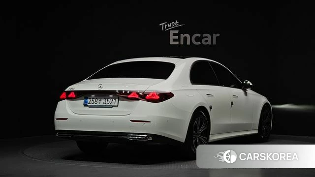 Mercedes-Benz E-Class W214 id 4515945 из Кореи 12