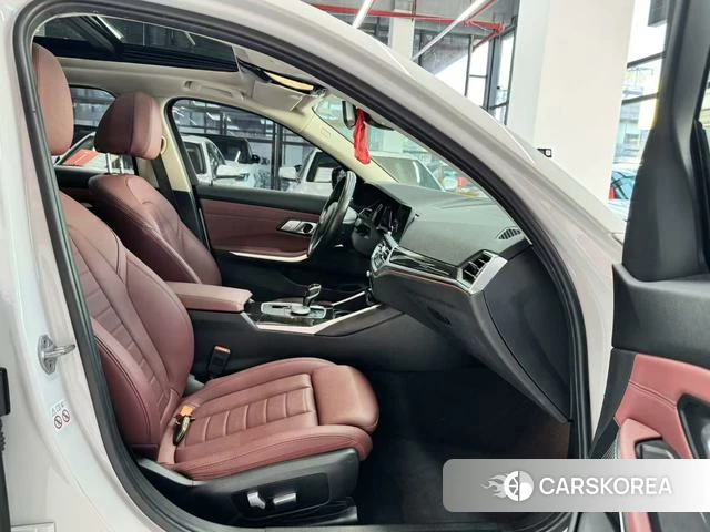 BMW 3 series id 4271348 из Китая 7