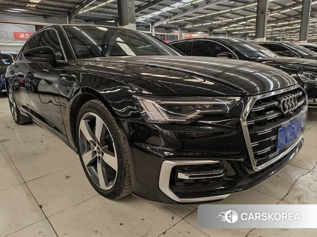 Audi A6L 2022 Черный из Китая, фото 2