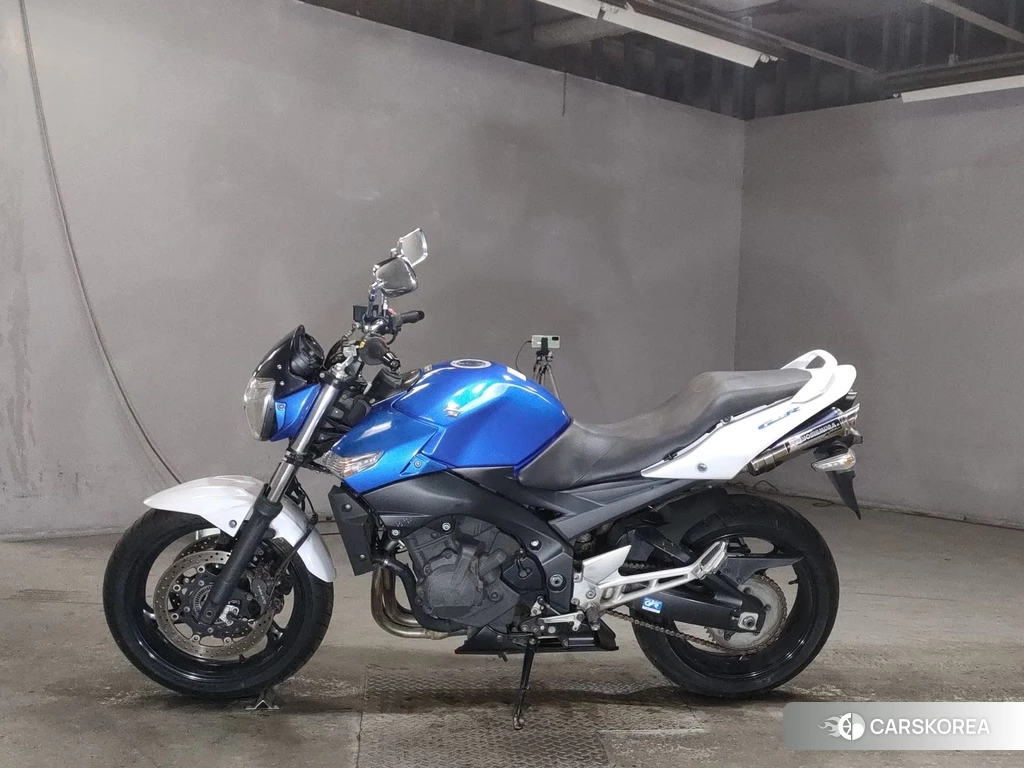 Проданный Suzuki GSR400 2014 из Японии, фото 2