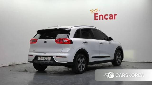Kia Niro id 4251323 из Кореи 12