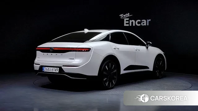 Toyota Crown Crossover id 3388633 из Кореи 12