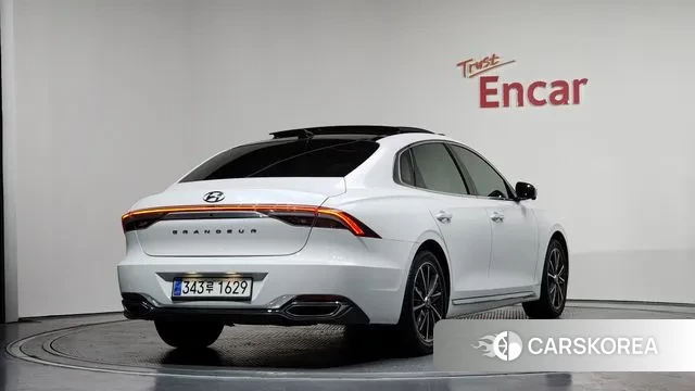 Hyundai The New Grandeur IG id 3701890 из Кореи 12