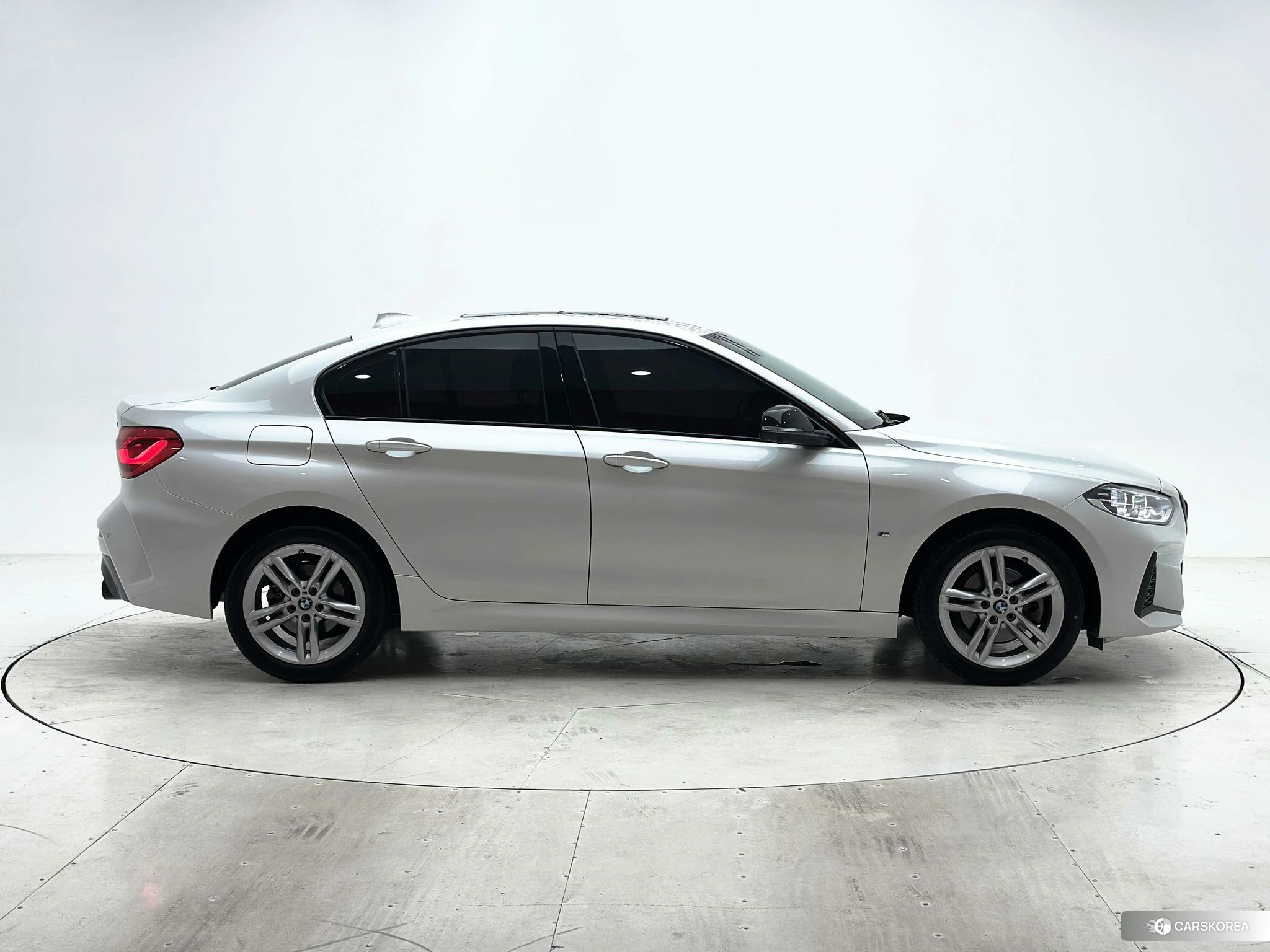 BMW 1 series id 4455042 из Китая 12
