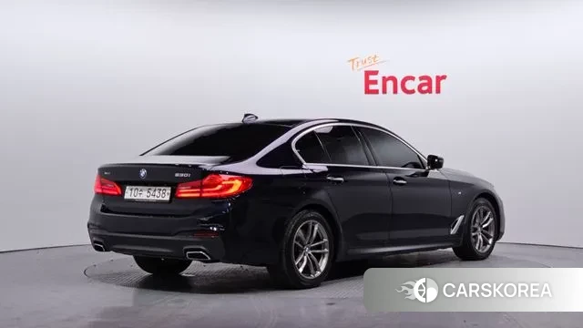 BMW 5 Series (G30) id 3692880 из Кореи 12