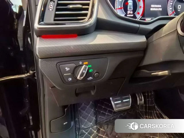 Audi Q5L id 4336236 из Китая 10