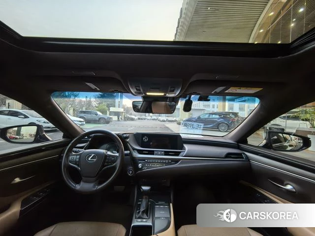 Lexus ES id 4279029 из Китая 9