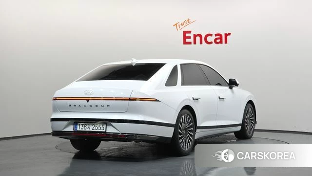 Hyundai Grandeur Hybrid (GN7) id 3805526 из Кореи 12