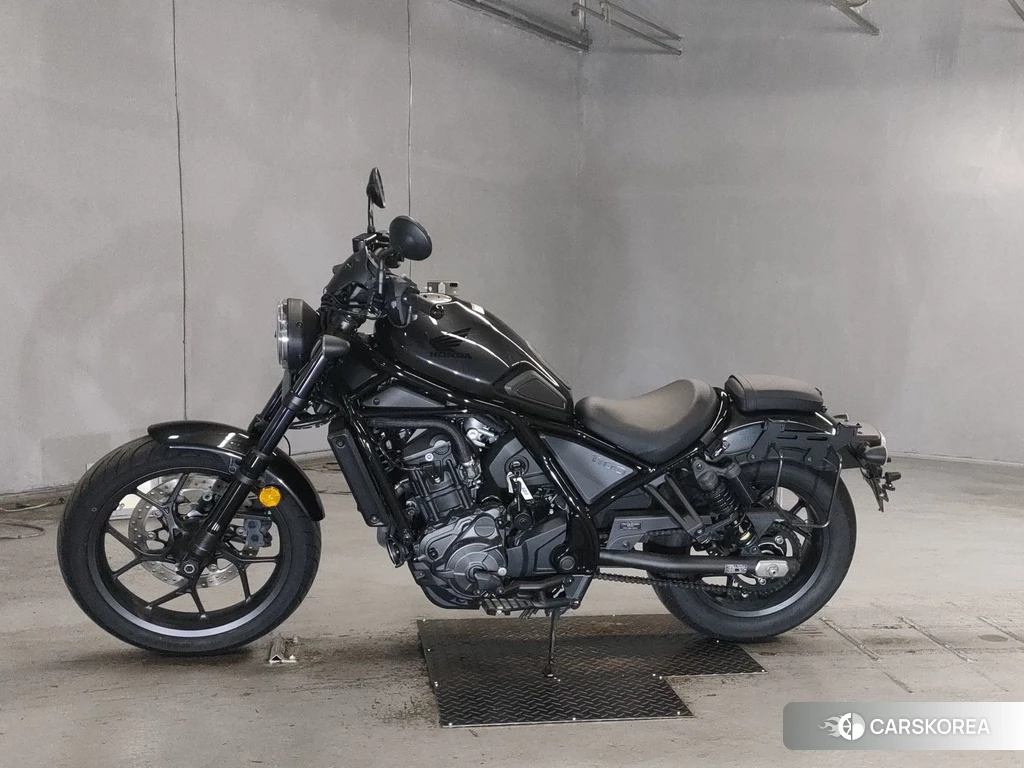 Проданный Honda REBEL 1100 DCT 2021 из Японии, фото 2