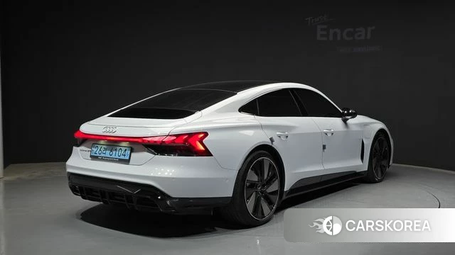 Audi e-Tron GT id 4344063 из Кореи 12