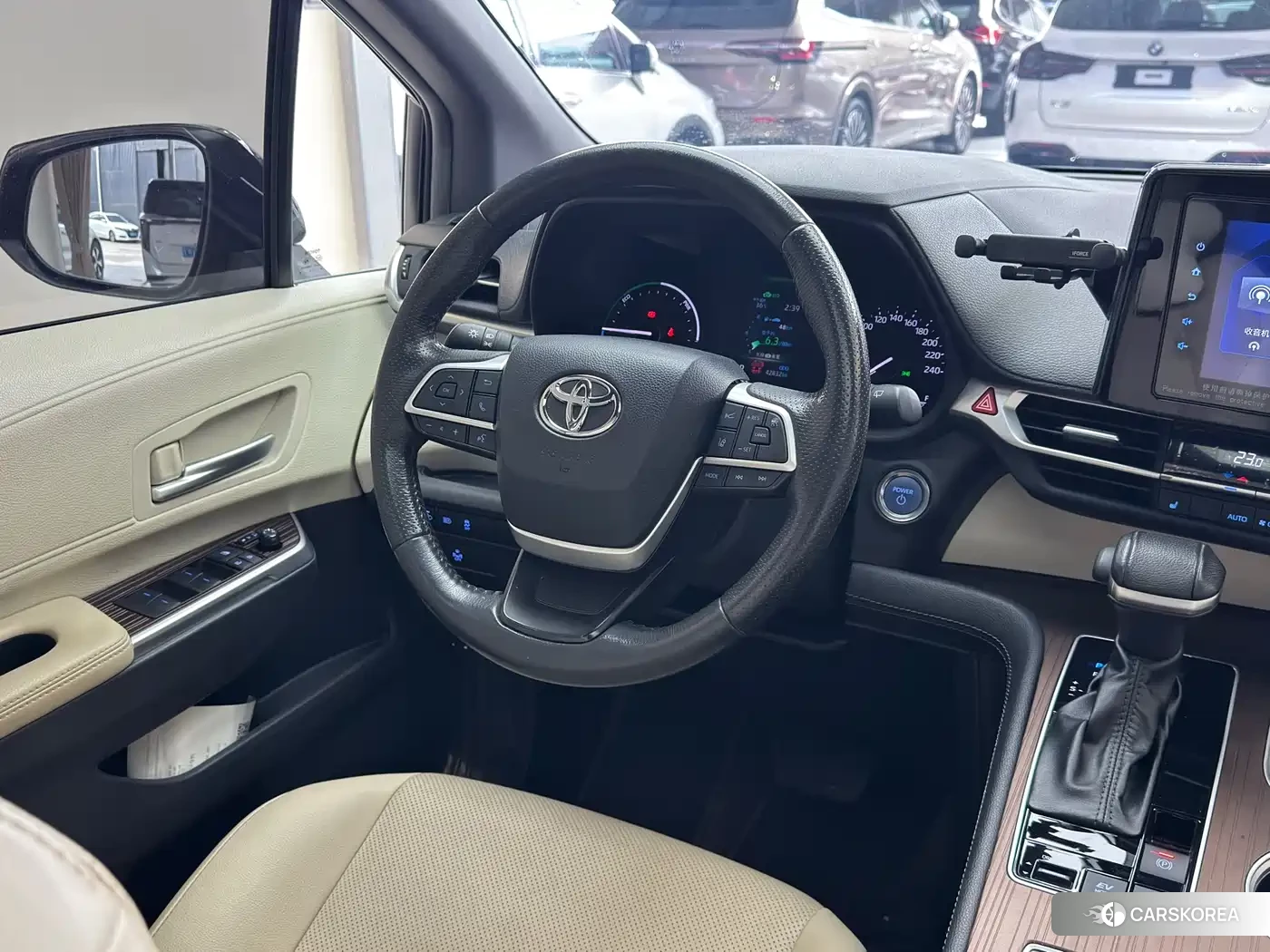 Toyota Sienna id 4547458 из Китая 12