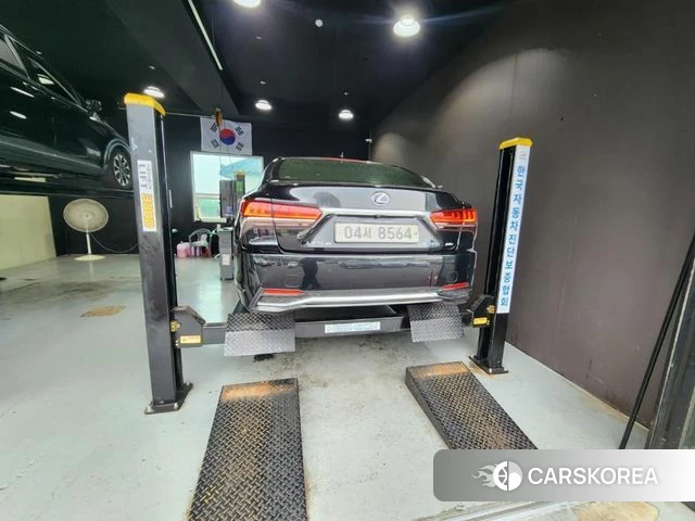 Lexus LS500h 5th generation 2018 Черный из Кореи, фото 2
