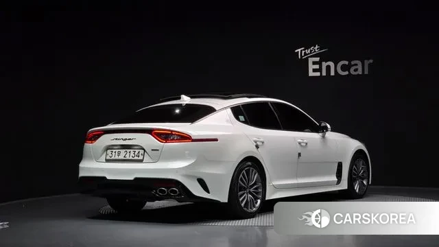 Kia Stinger id 3055549 из Кореи 12