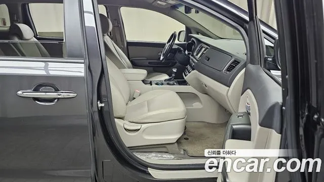 Kia The New Carnival id 2557014 из Кореи 12