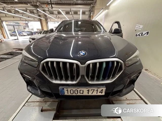 BMW X6 (G06) 2021 Черный из Кореи, фото 2