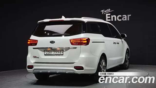 Kia The New Carnival id 2494564 из Кореи 12