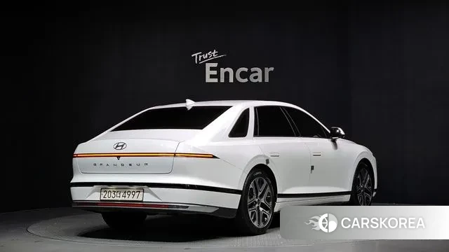 Hyundai Grandeur (GN7) id 3586160 из Кореи 12