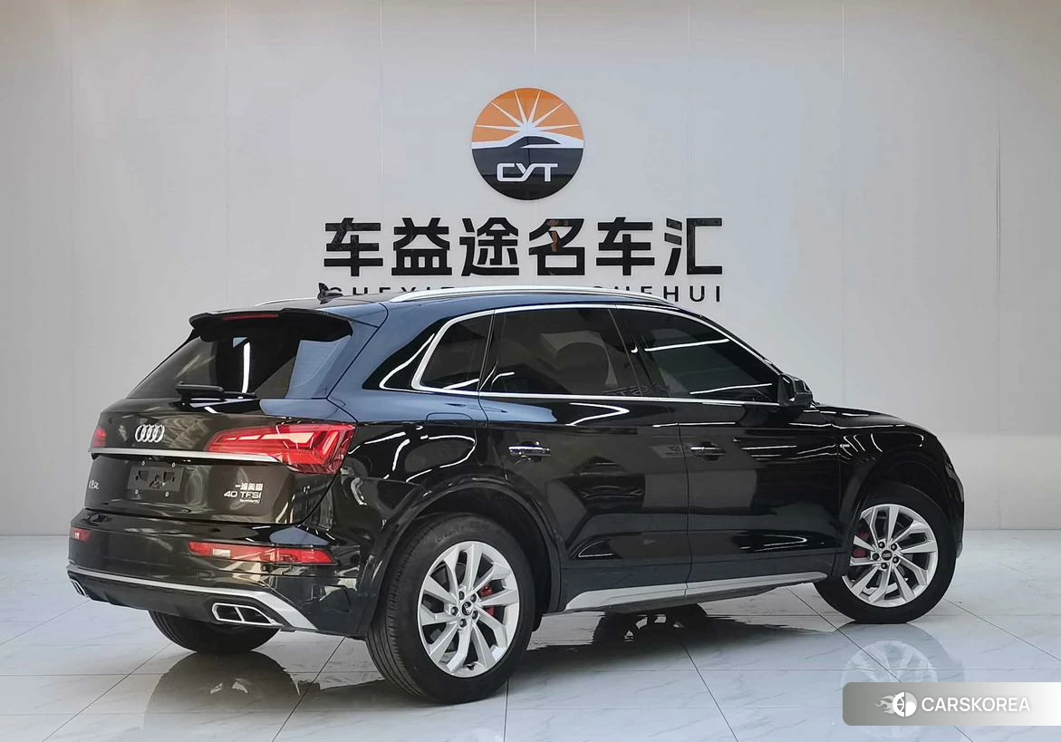 Audi Q5L id 4467738 из Китая 12