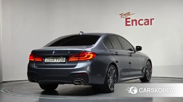 BMW 5 Series (G30) id 3747865 из Кореи 12