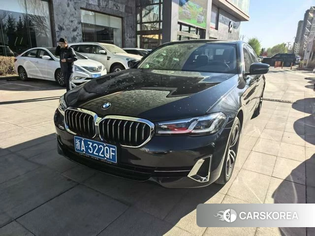 BMW 5 series 2022 Черный из Китая, фото 2