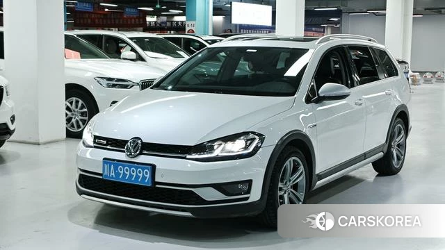 Volkswagen Golf (imported) 2019 Белый из Китая, фото 2