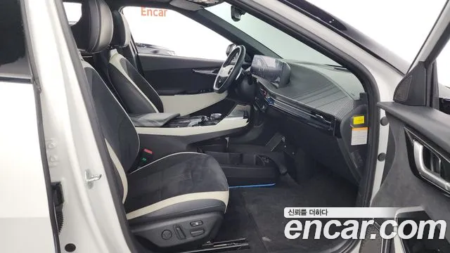 Kia EV6 id 2584915 из Кореи 12