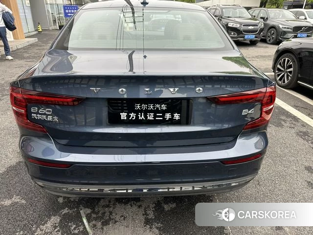Volvo S60 id 4240247 из Китая 7