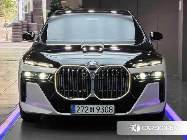 BMW 7 Series (G70) id 4017445 из Кореи 12
