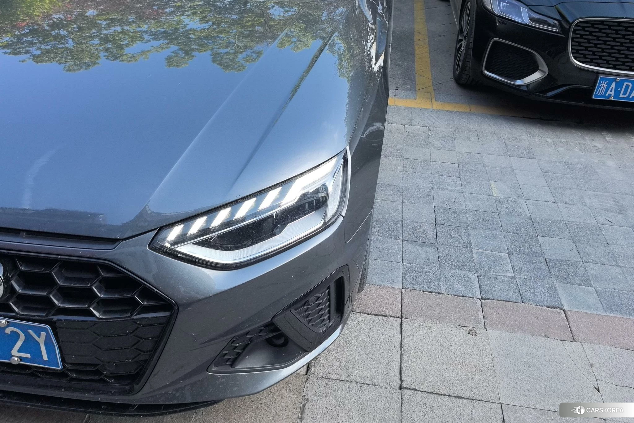 Audi A4L id 4453825 из Китая 9