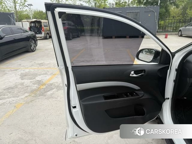 Kia Yi Ran id 4259609 из Китая 10